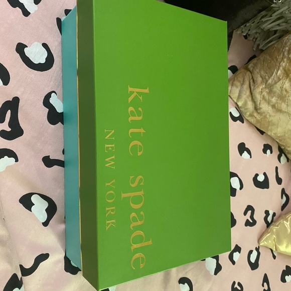Beautiful kate spade high heels - Picture 6 of 7